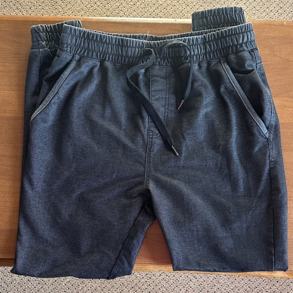 Men’s Small Charcoal Joggers